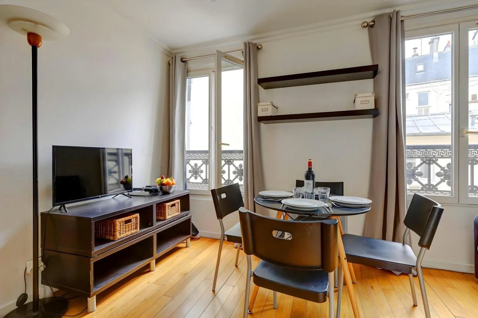 Bluestay 238 - Superbe Appartement A Paris